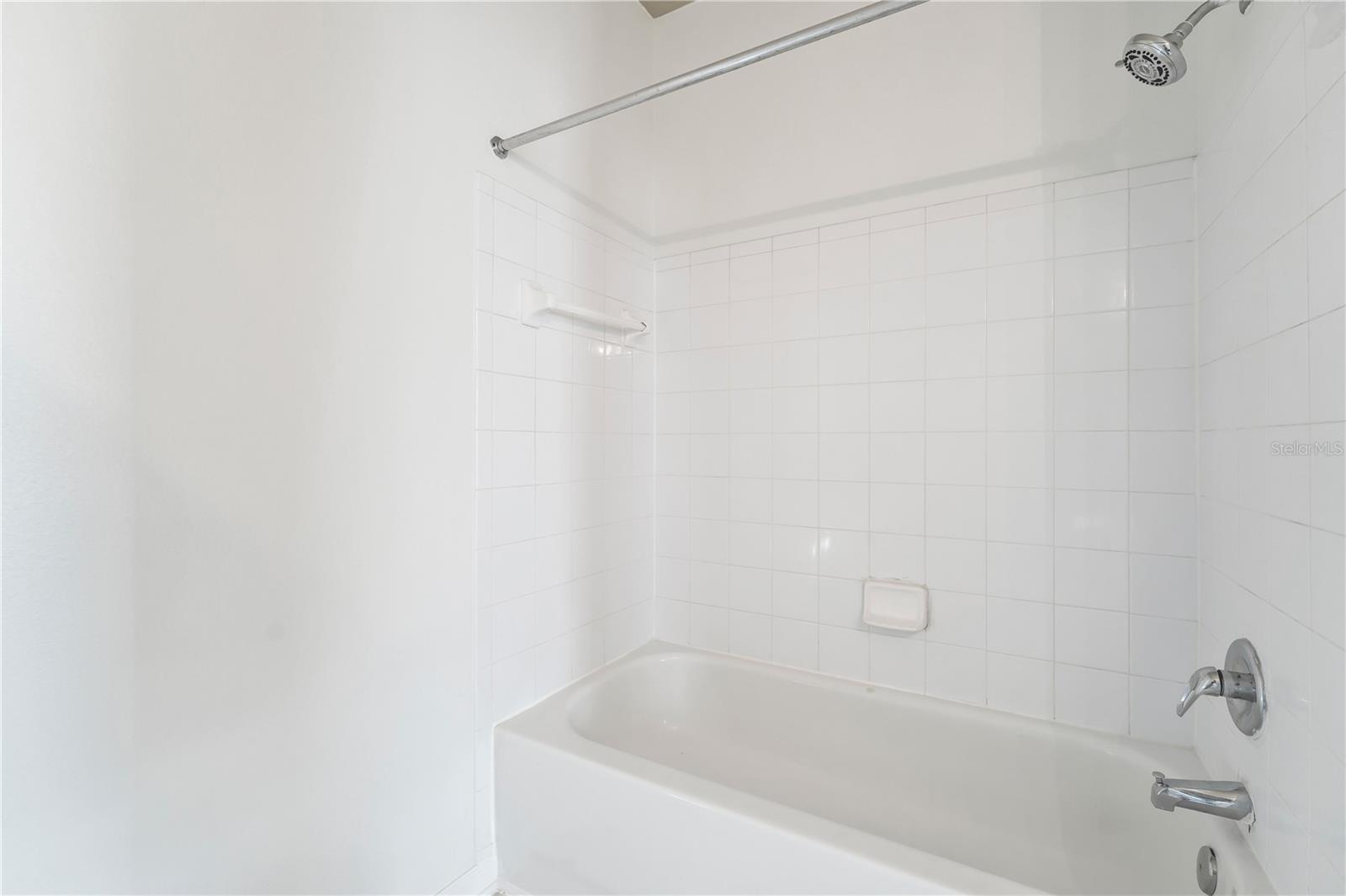 Image 17 of 32 For 19935 Villa View Circle 306