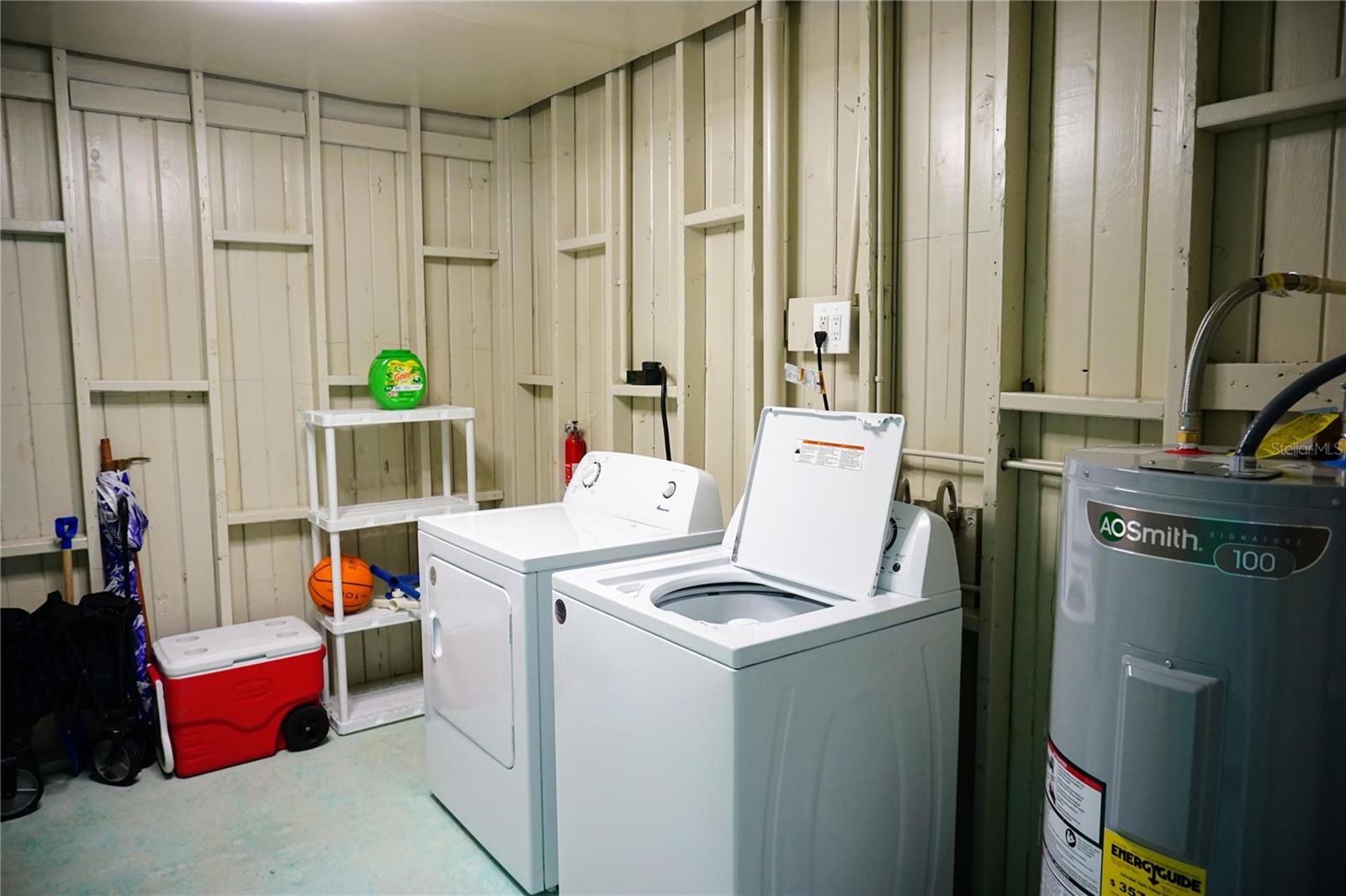 Image 21 of 49 For 2504 Avenue B