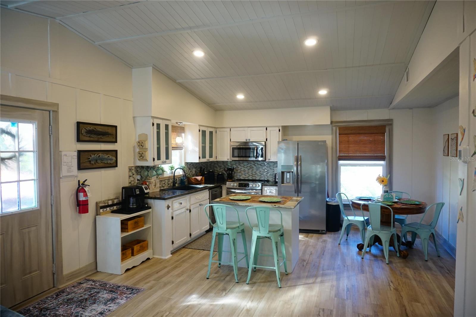 Image 26 of 49 For 2504 Avenue B