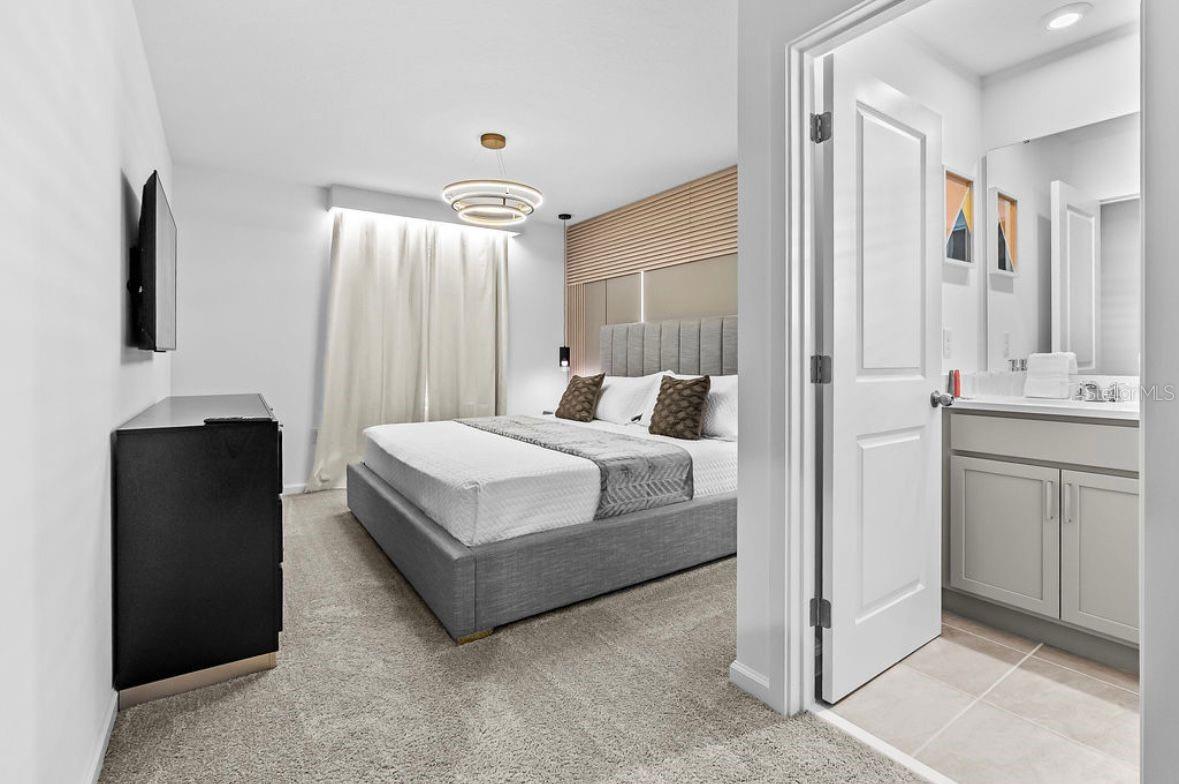 Image 25 of 56 For 9144 Driftwood Path