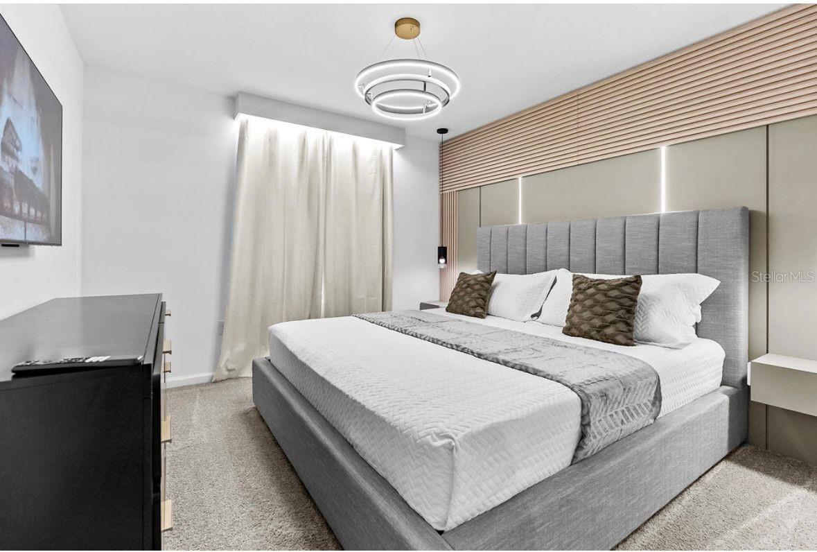 Image 26 of 56 For 9144 Driftwood Path