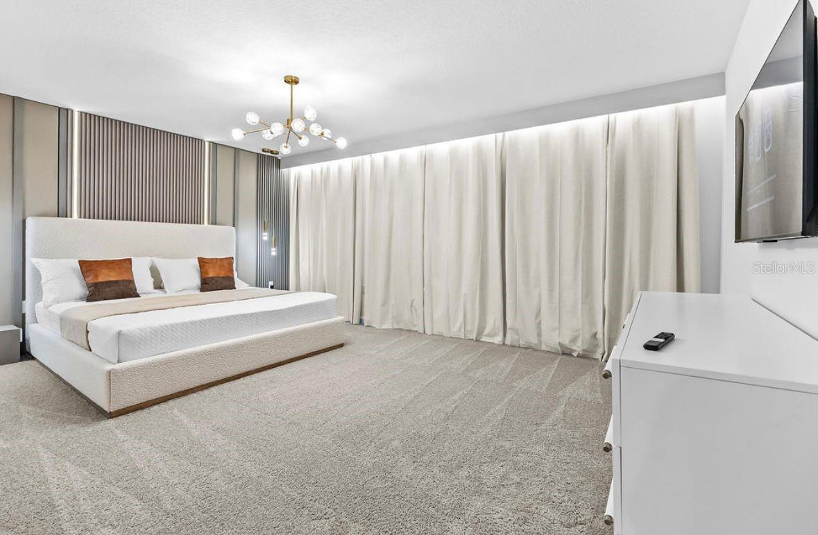 Image 29 of 56 For 9144 Driftwood Path