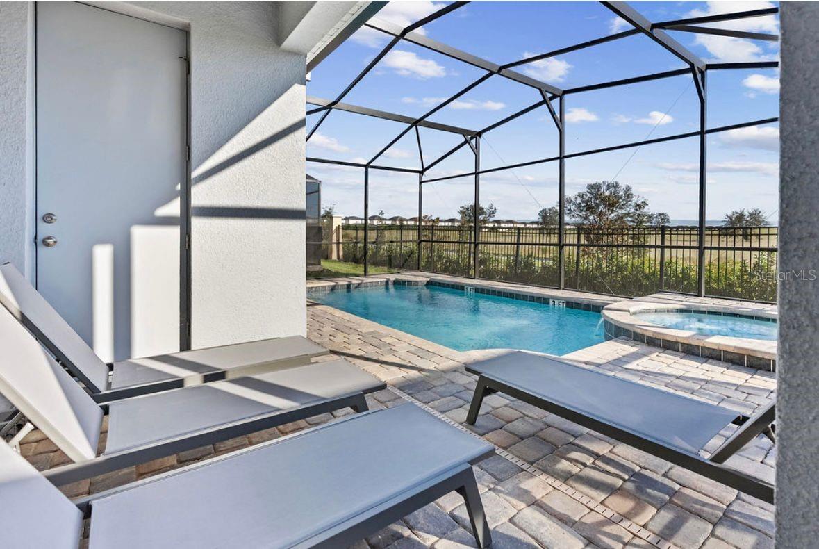 Image 4 of 56 For 9144 Driftwood Path