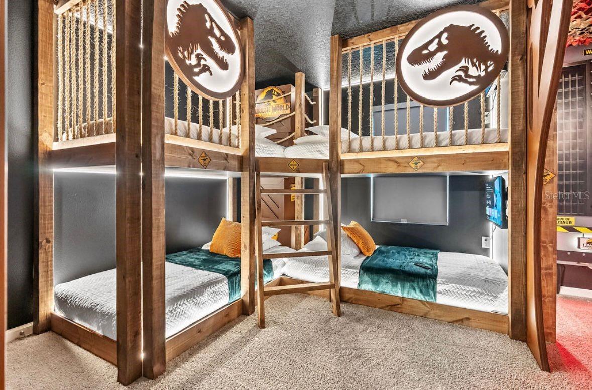 Image 45 of 56 For 9144 Driftwood Path