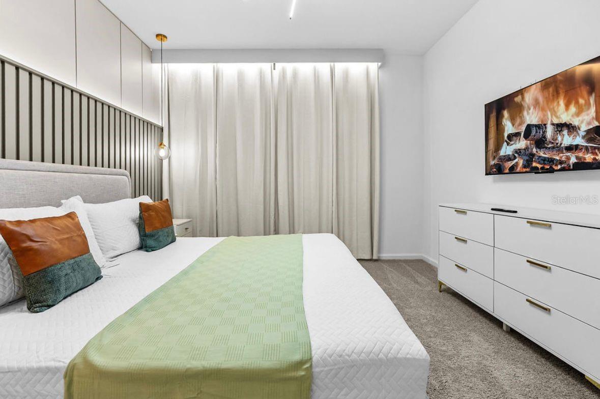 Image 8 of 56 For 9144 Driftwood Path