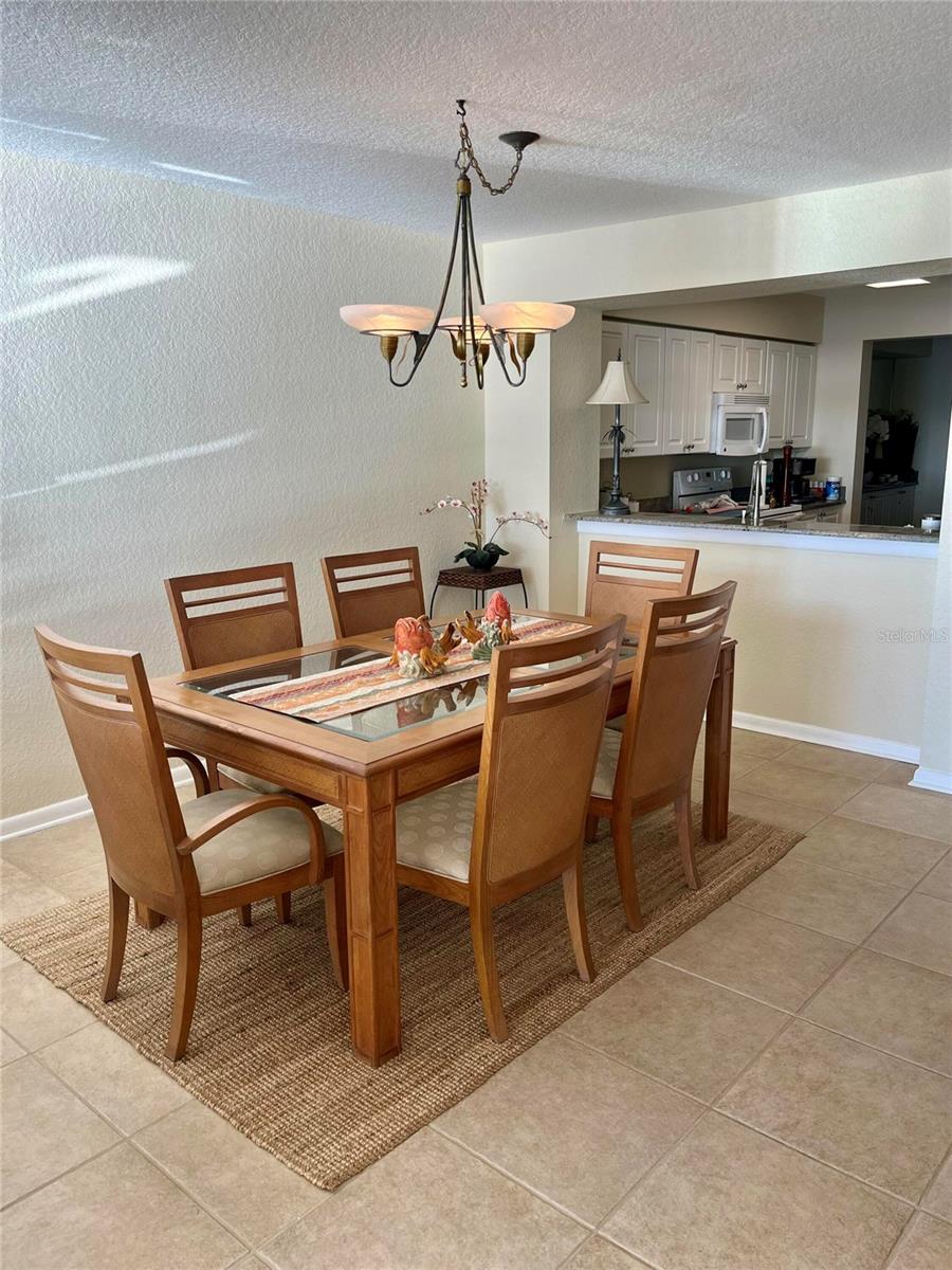 Image 10 of 32 For 6093 Bahia Del Mar Circle 676