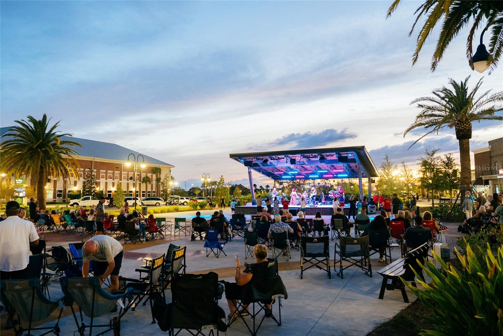 Image 50 of 54 For 7848 Byers Street