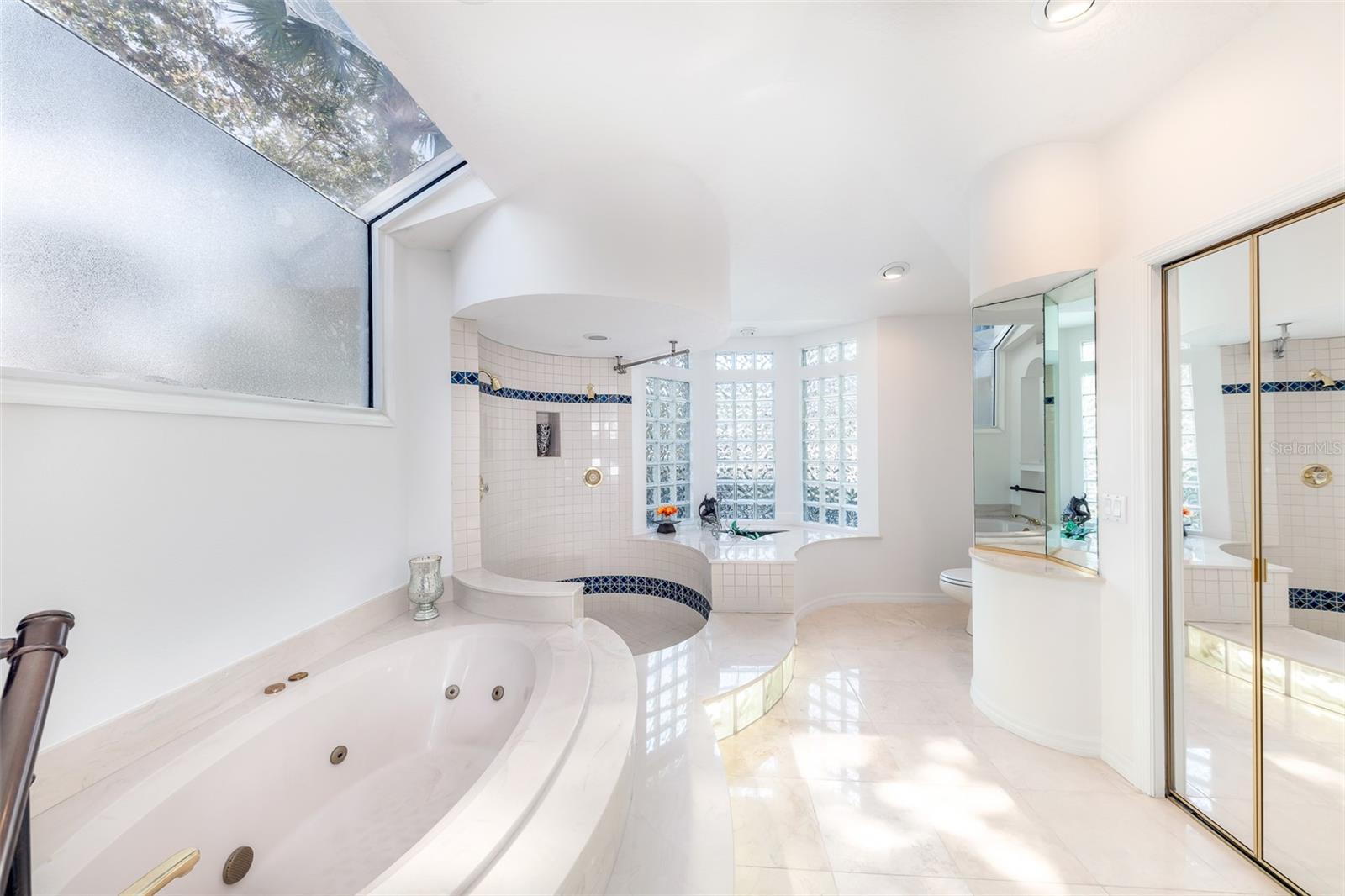 Image 24 of 49 For 4985 Fawn Ridge Place