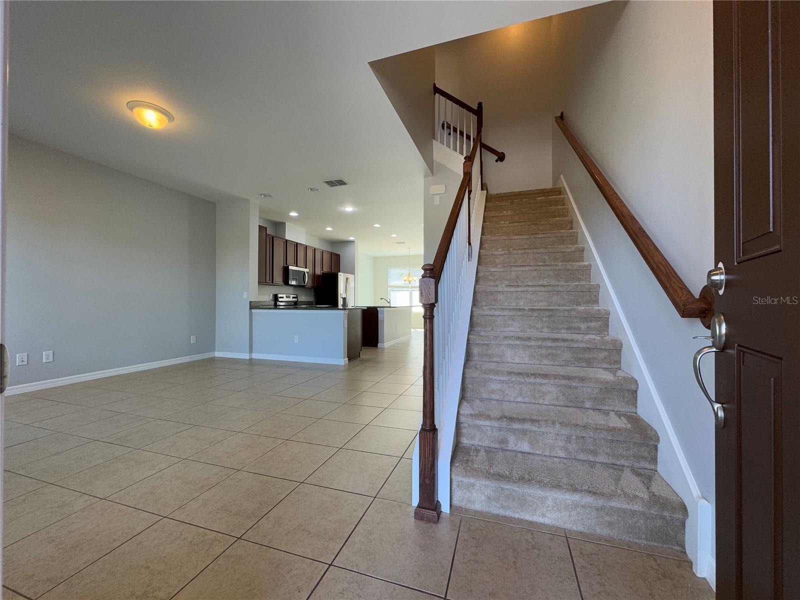 Image 6 of 31 For 11619 Water Run Alley