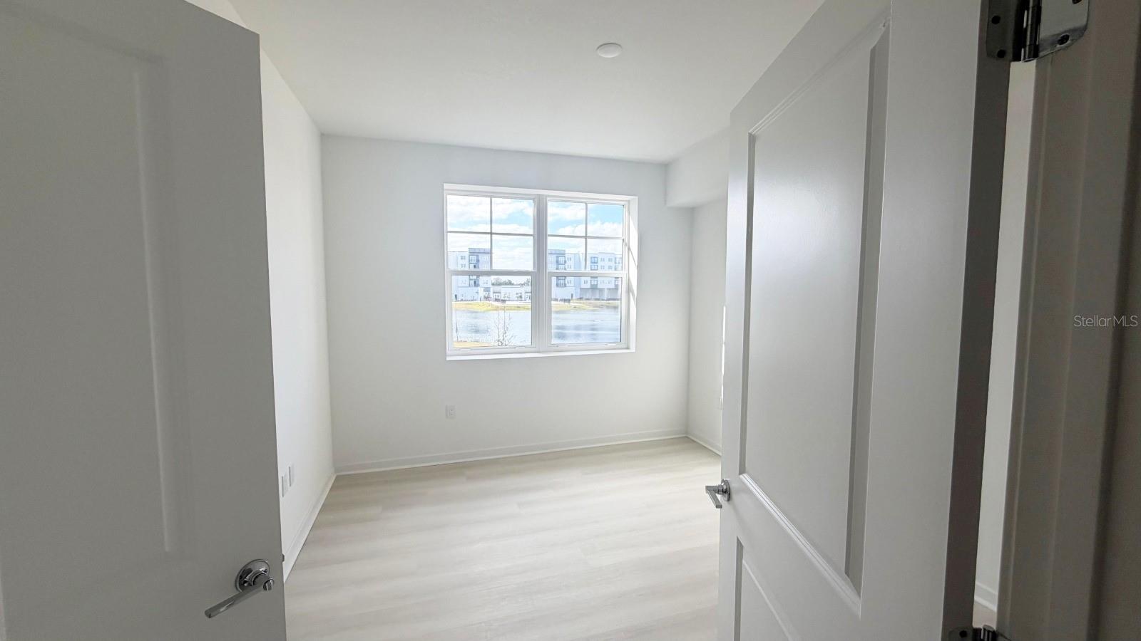 Image 17 of 48 For 5587 Millenia Boulevard 213