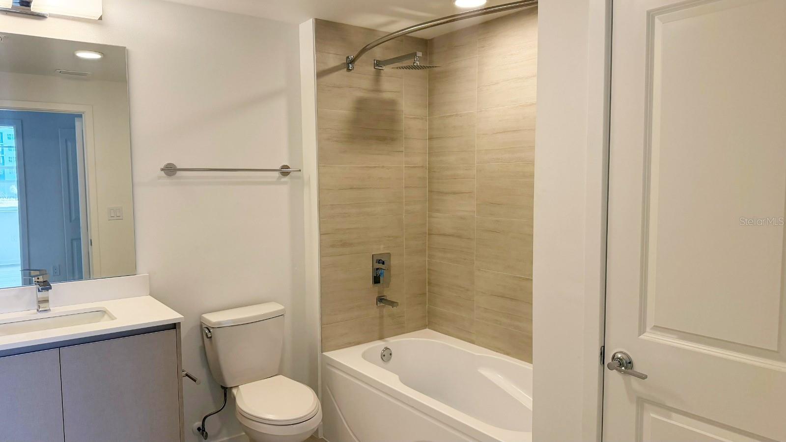 Image 30 of 48 For 5587 Millenia Boulevard 213