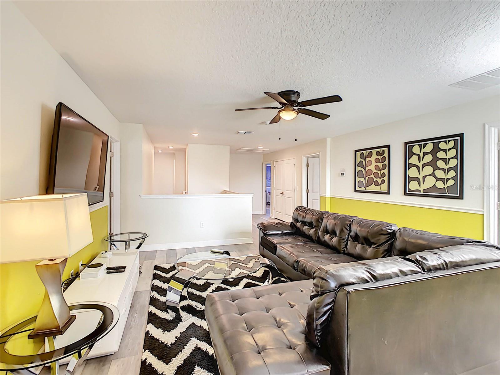 Image 27 of 38 For 9095 Hazard Street