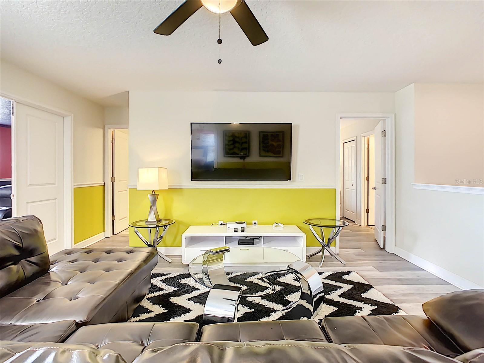 Image 28 of 38 For 9095 Hazard Street