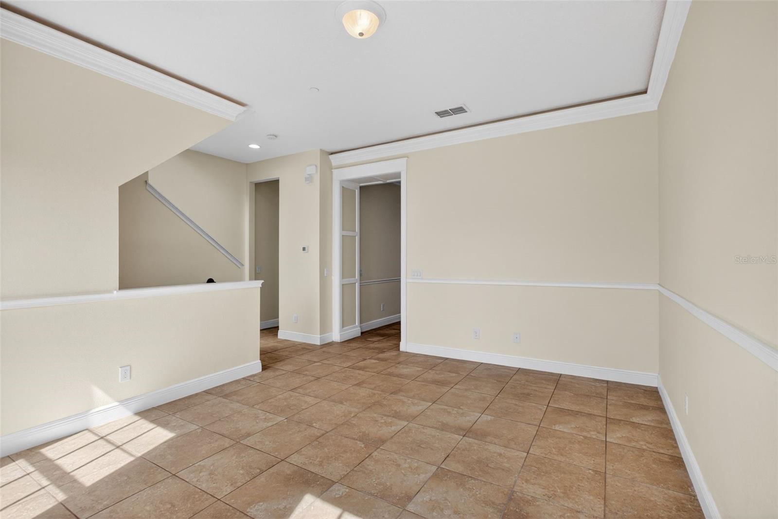 Image 11 of 44 For 817 Lobelia Drive