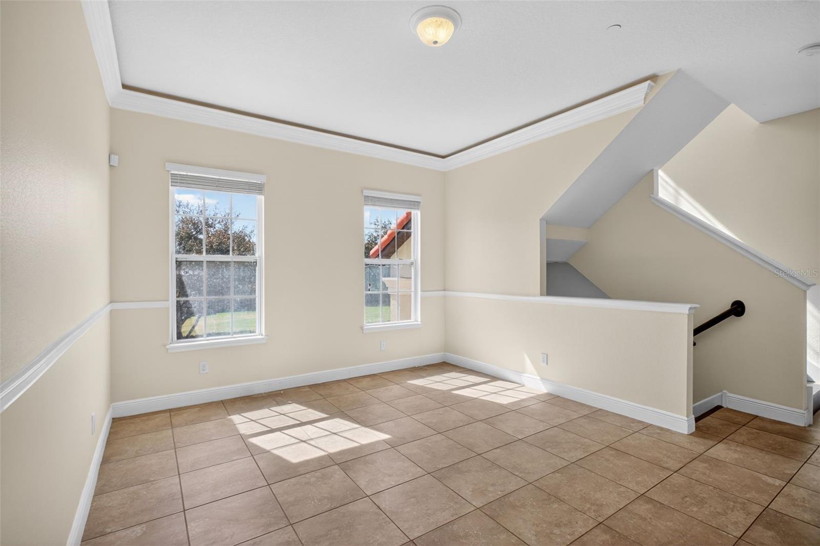 Image 12 of 44 For 817 Lobelia Drive