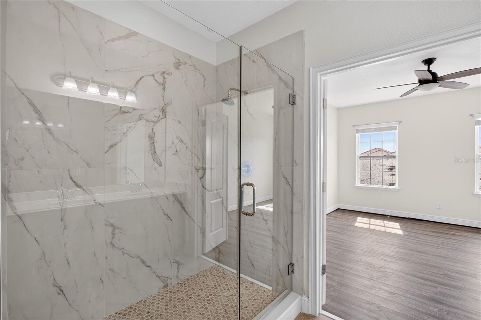 Image 32 of 44 For 817 Lobelia Drive