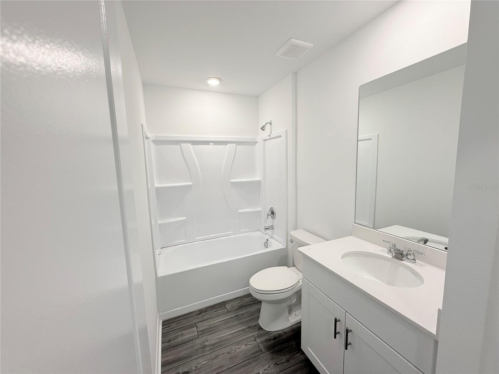 Image 21 of 29 For 3809 32nd Court