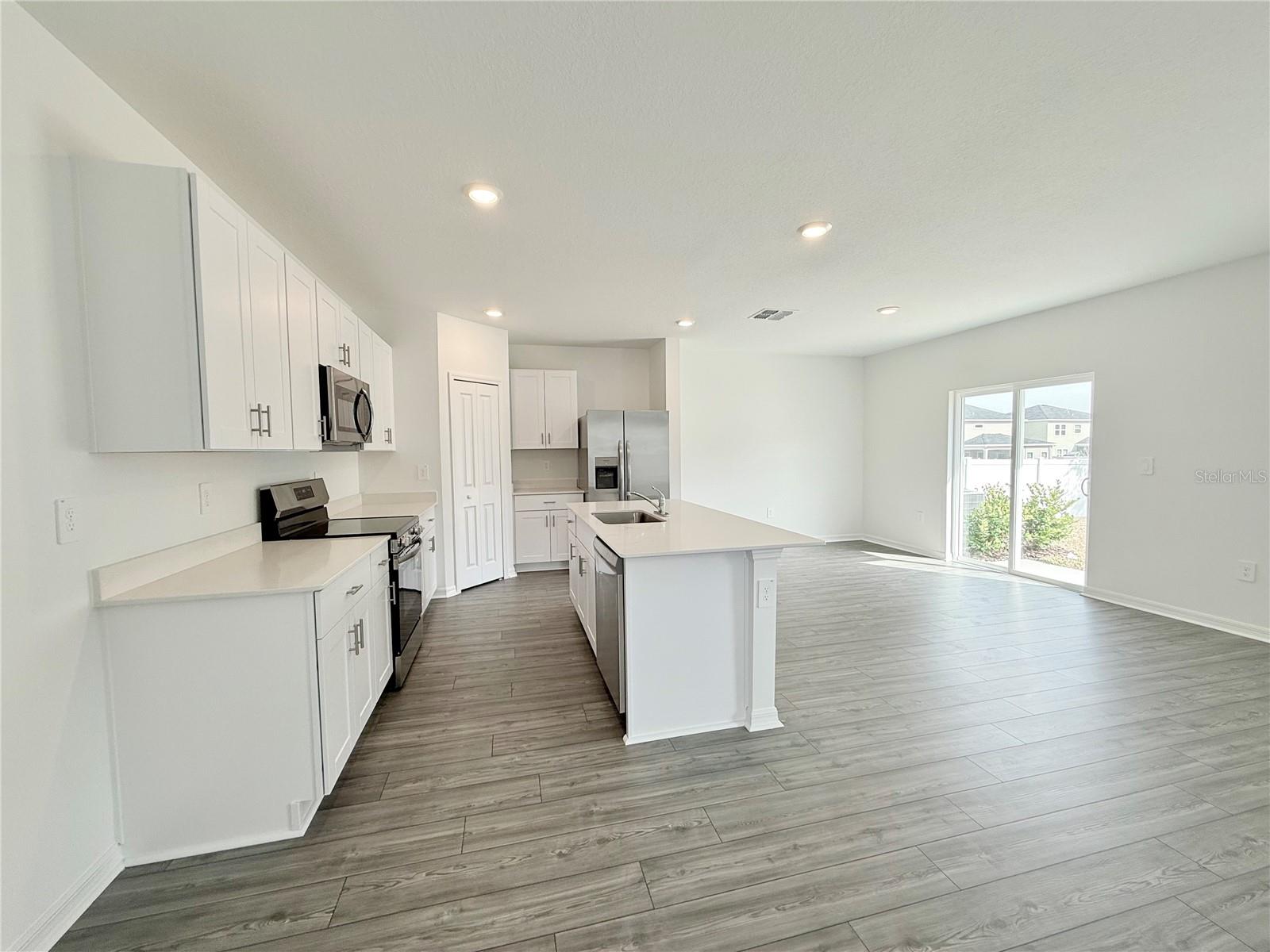 Image 7 of 29 For 3809 32nd Court