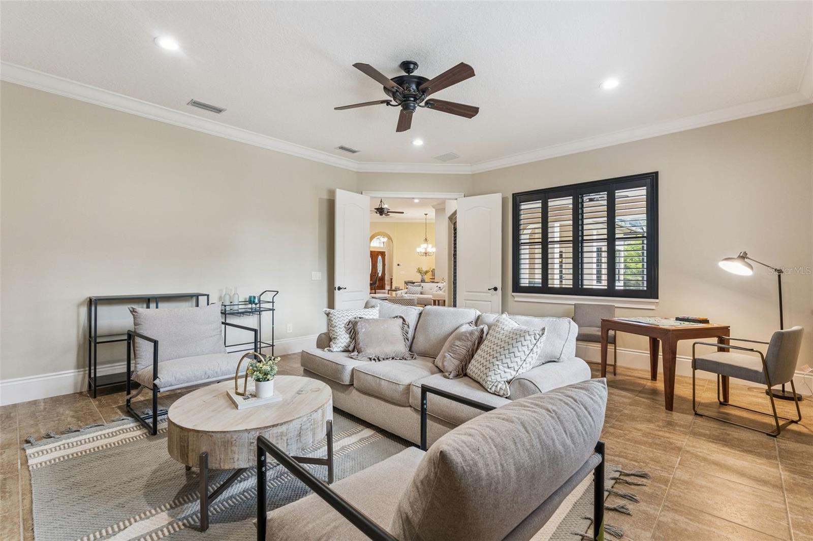 Image 11 of 58 For 2008 Center Drive