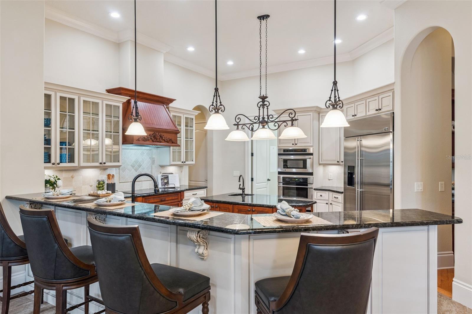 Image 16 of 58 For 2008 Center Drive