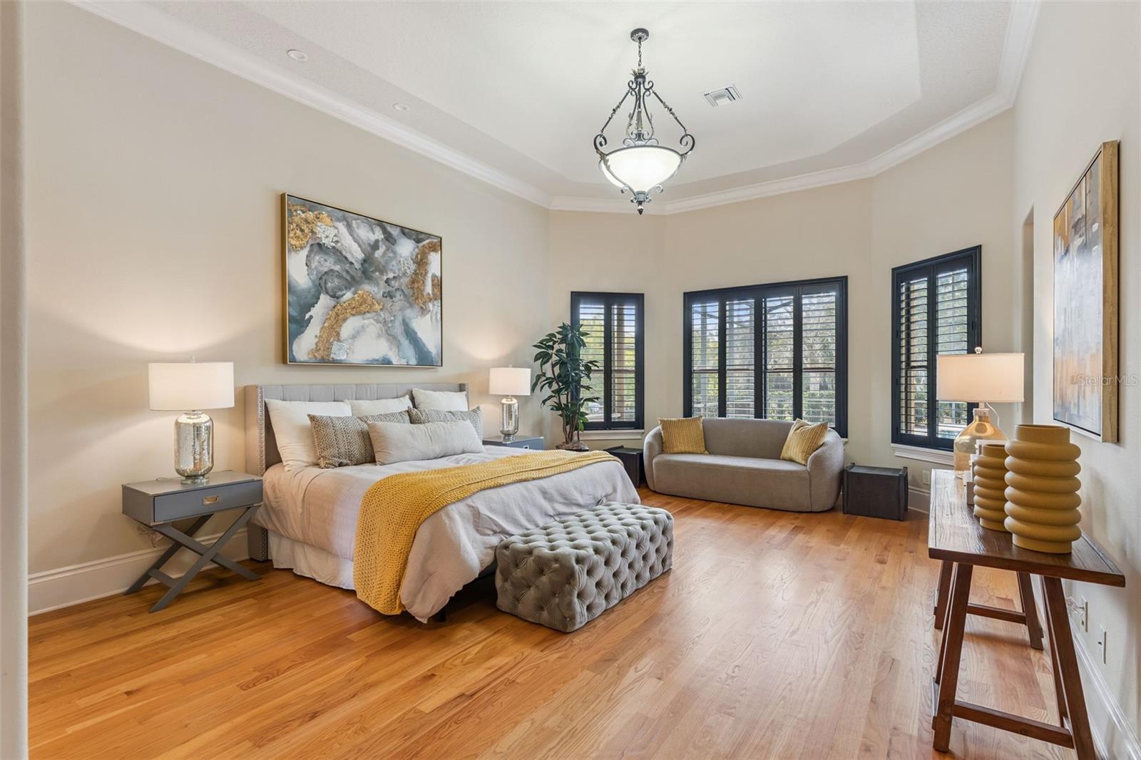 Image 22 of 58 For 2008 Center Drive