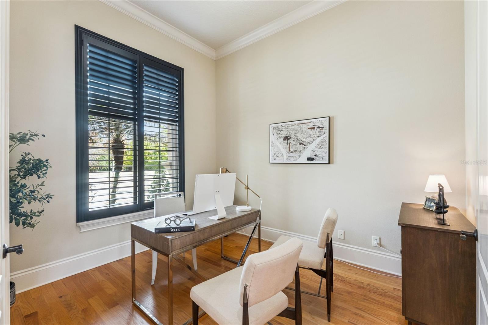 Image 38 of 58 For 2008 Center Drive