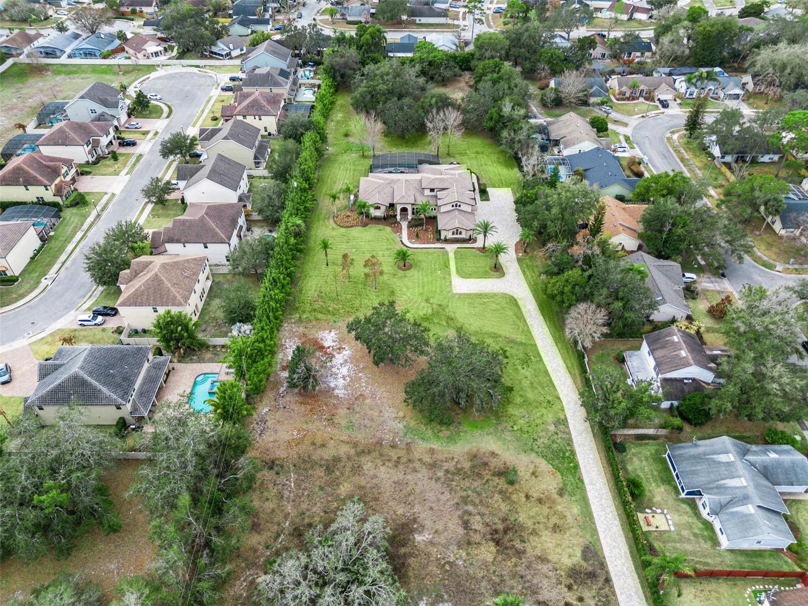 Image 53 of 58 For 2008 Center Drive