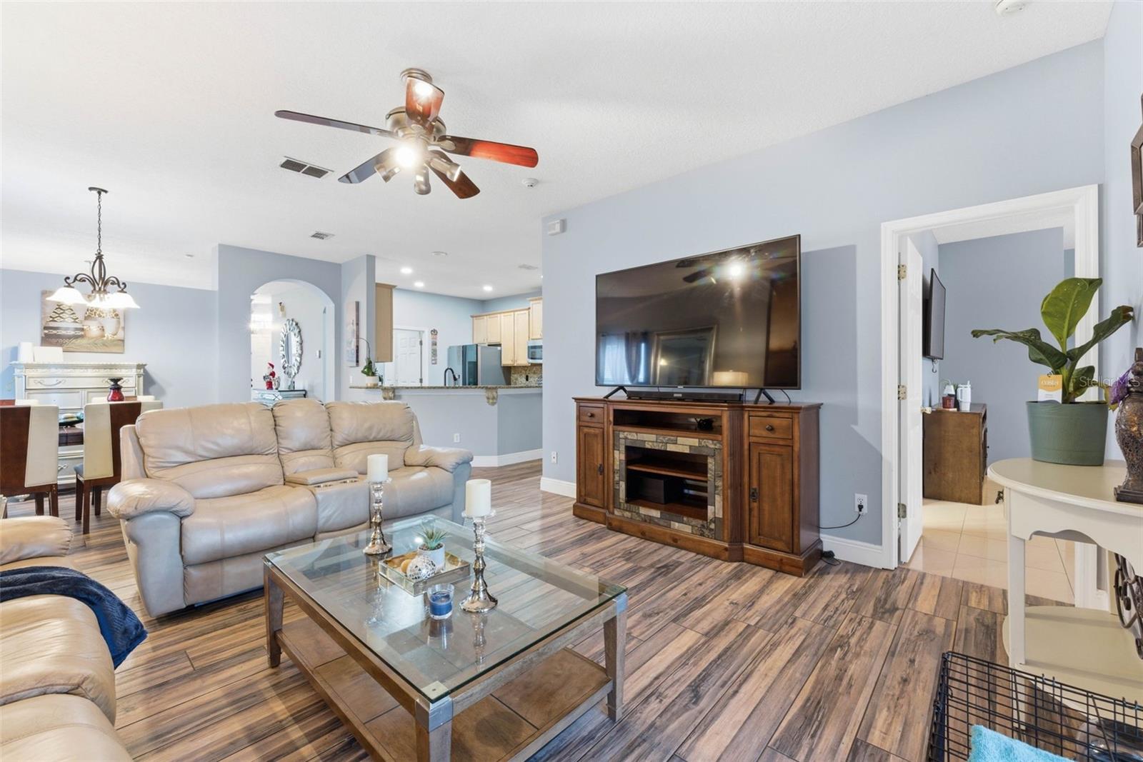 Image 16 of 60 For 4755 Northern Dancer Way