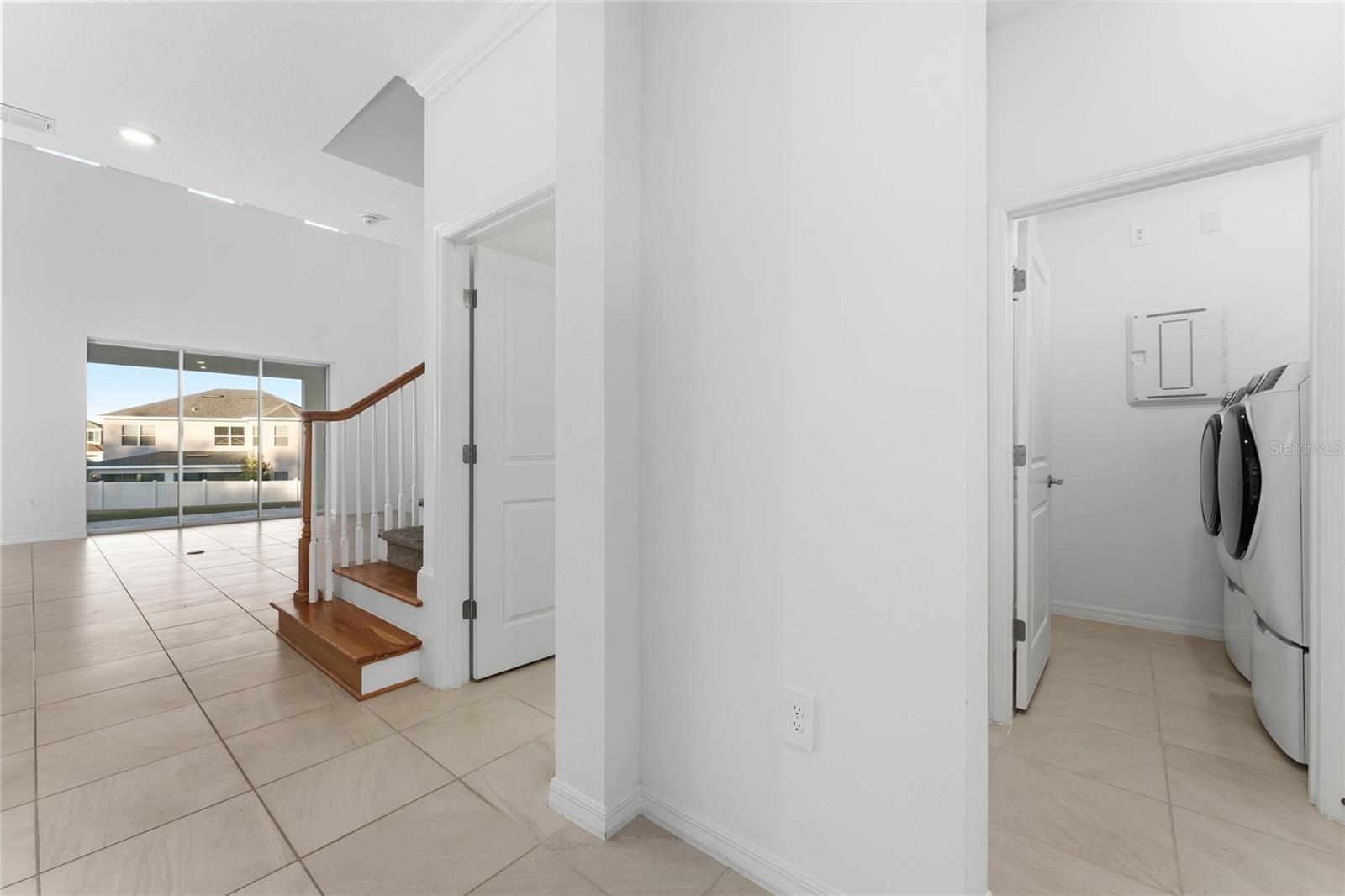 Image 11 of 39 For 2834 High Pointe Street