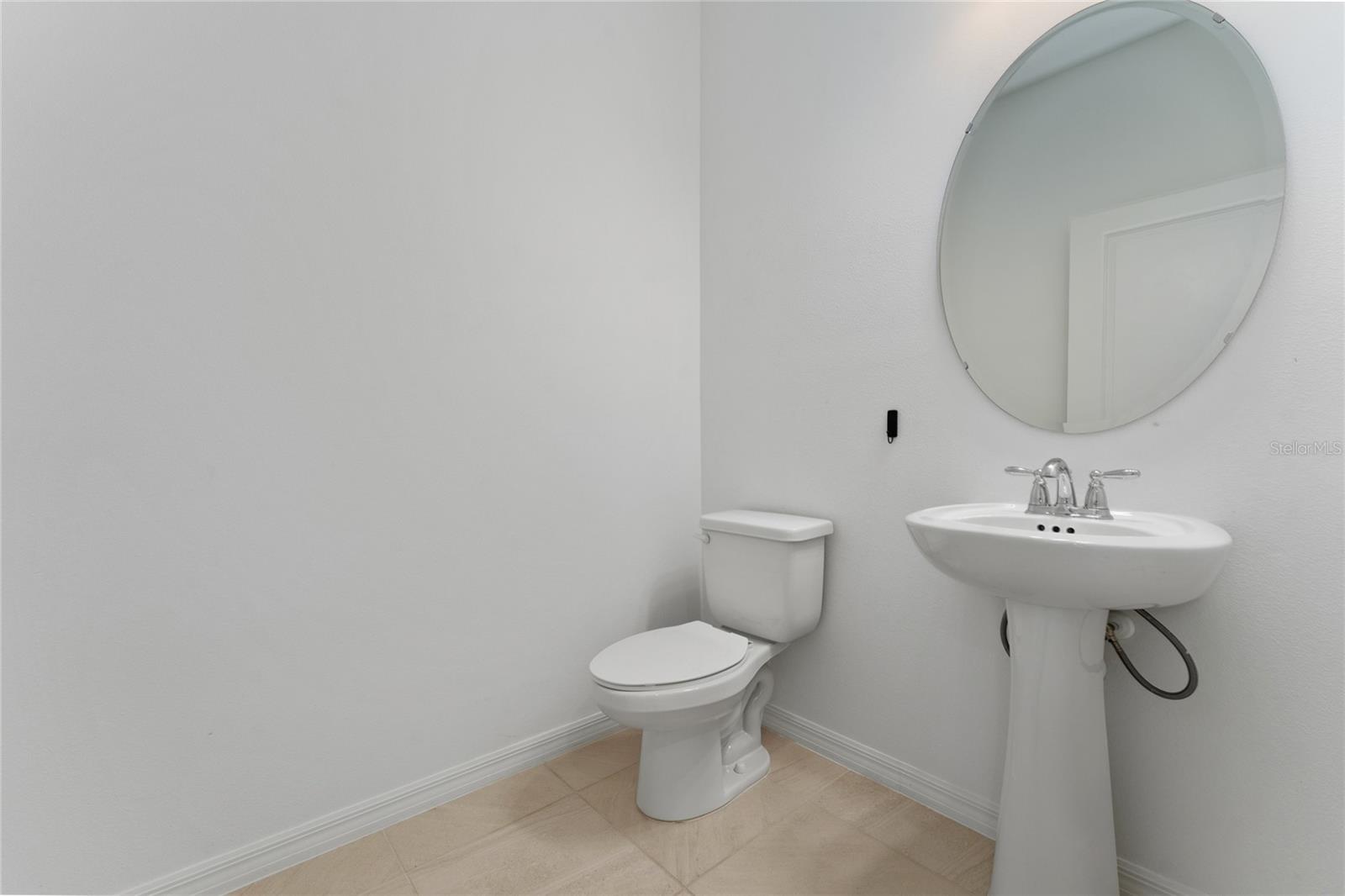 Image 12 of 39 For 2834 High Pointe Street