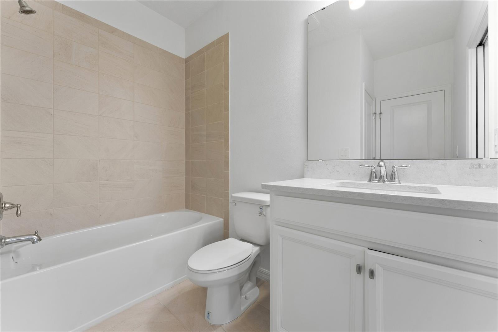 Image 21 of 39 For 2834 High Pointe Street