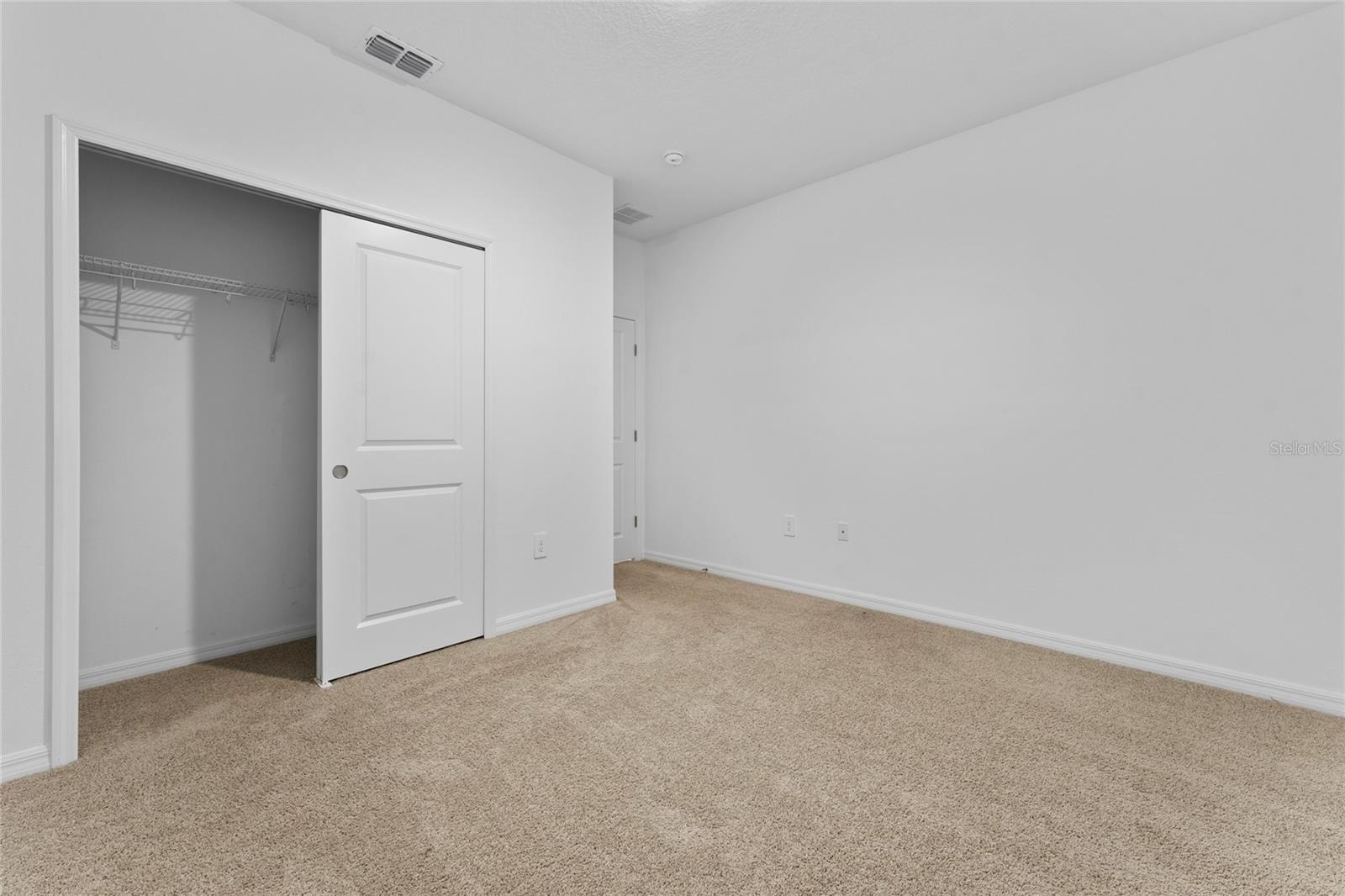 Image 23 of 39 For 2834 High Pointe Street