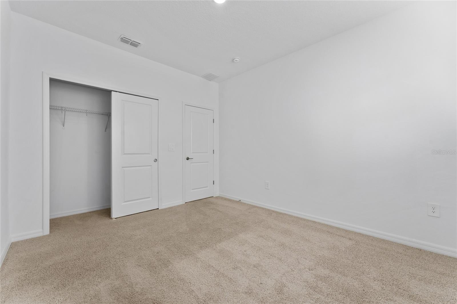 Image 25 of 39 For 2834 High Pointe Street