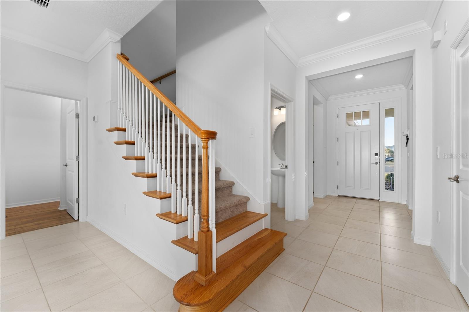 Image 3 of 39 For 2834 High Pointe Street