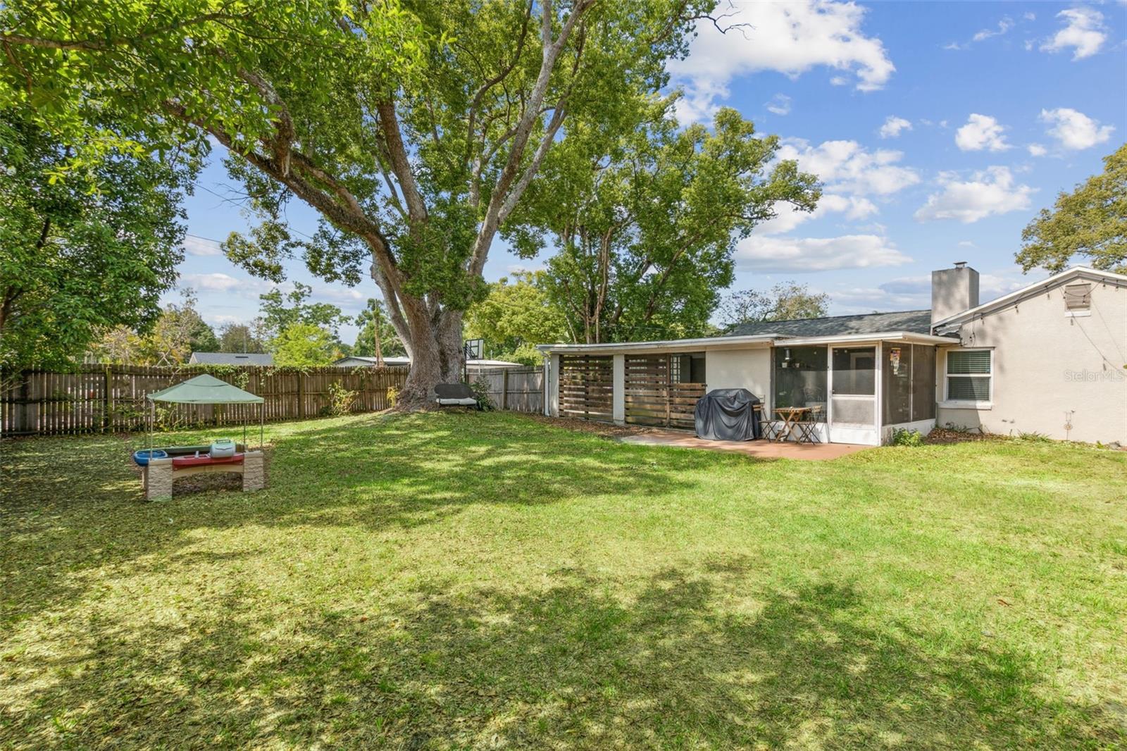 Image 28 of 45 For 4701 Goddard Avenue