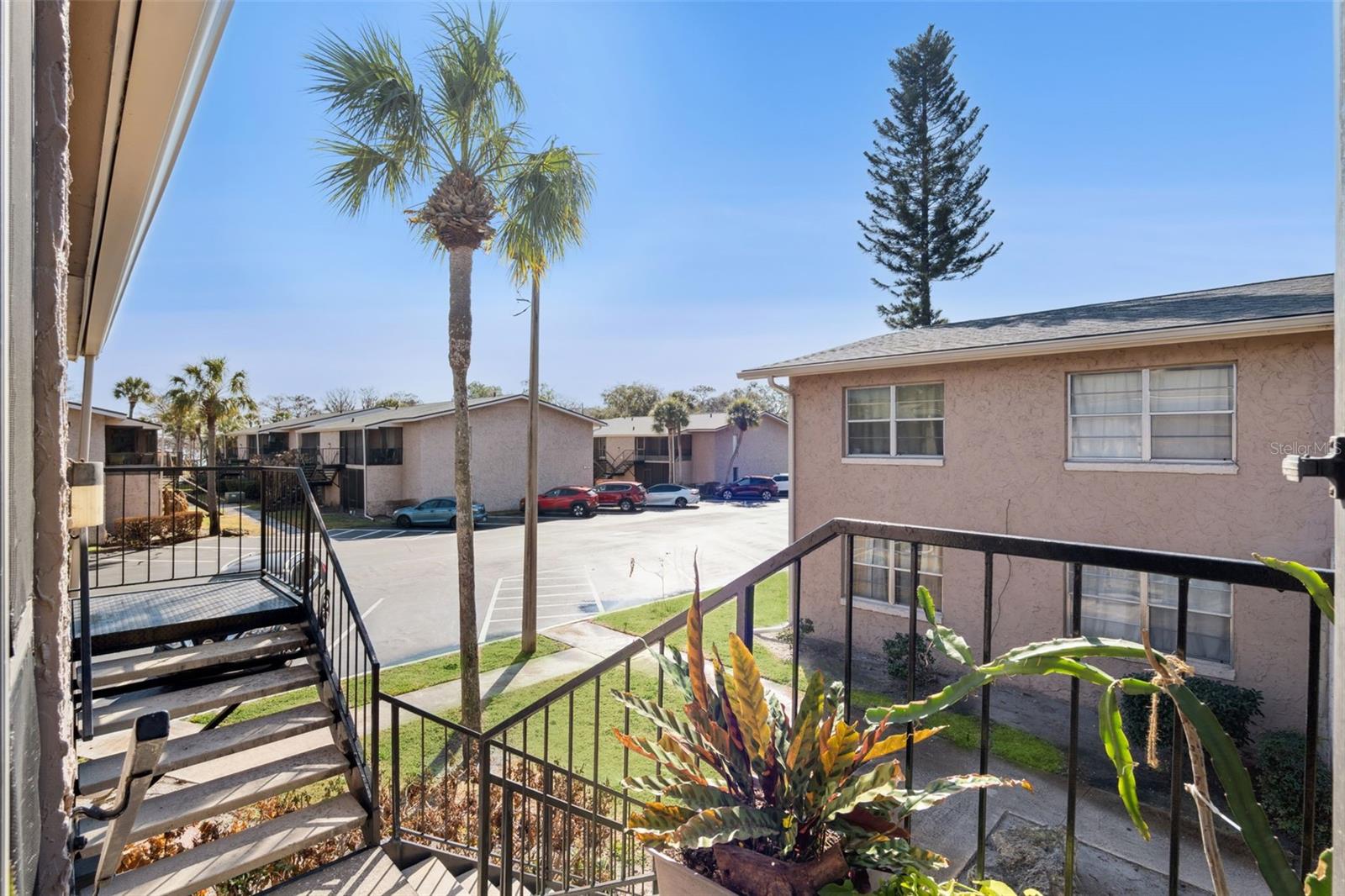 Image 30 of 53 For 1158 Calle Del Norte  C