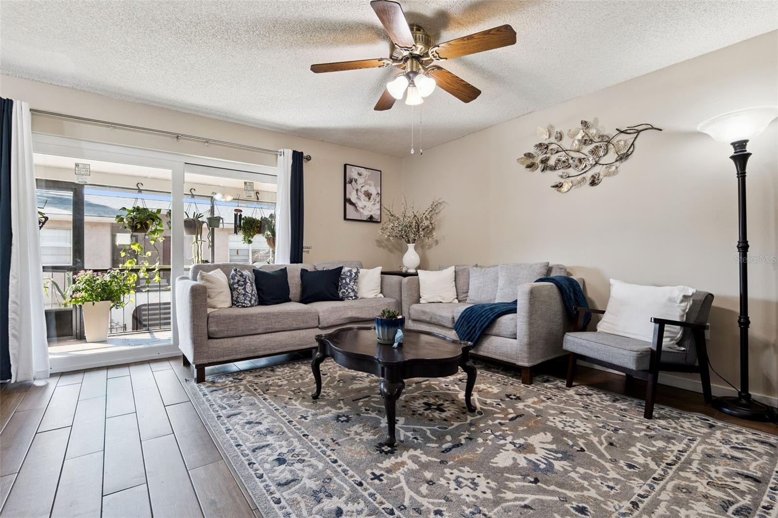 Image 5 of 53 For 1158 Calle Del Norte  C