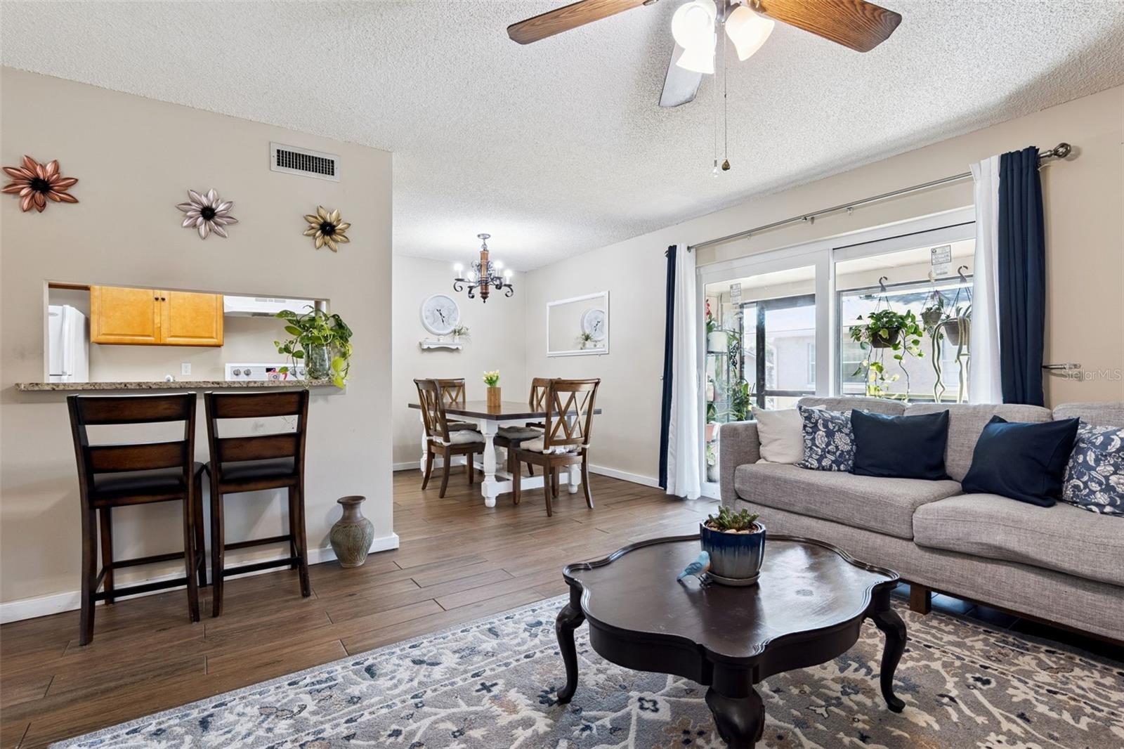 Image 8 of 53 For 1158 Calle Del Norte  C