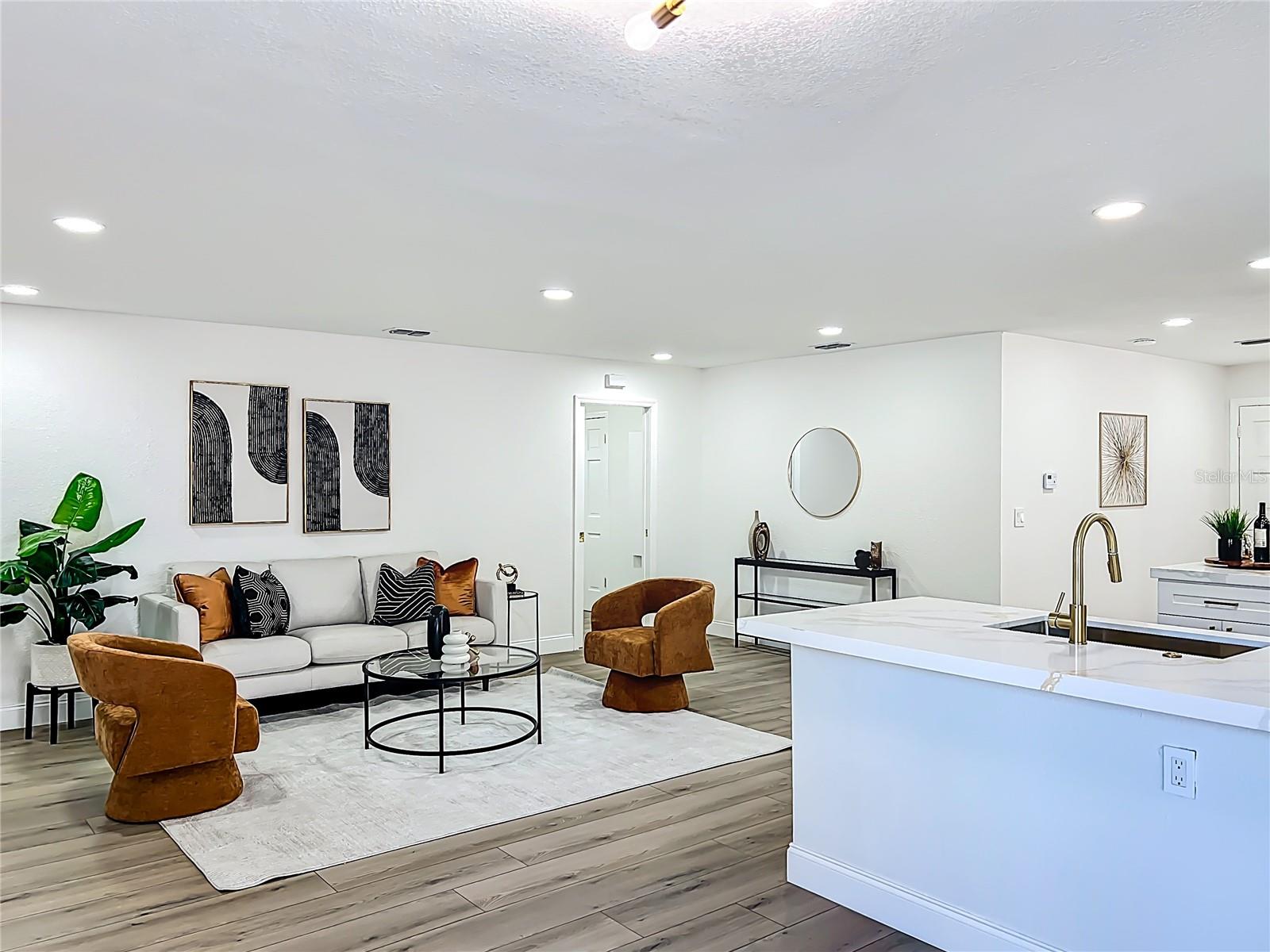 Image 11 of 37 For 211 Doverwood Road