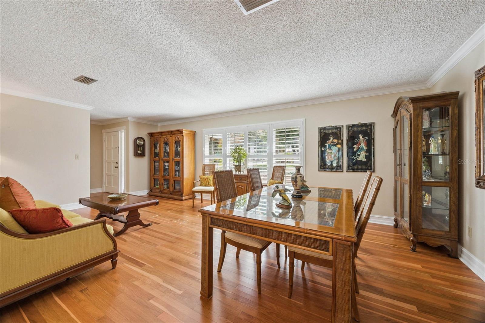 Image 10 of 48 For 3000 Royal Oak Drive