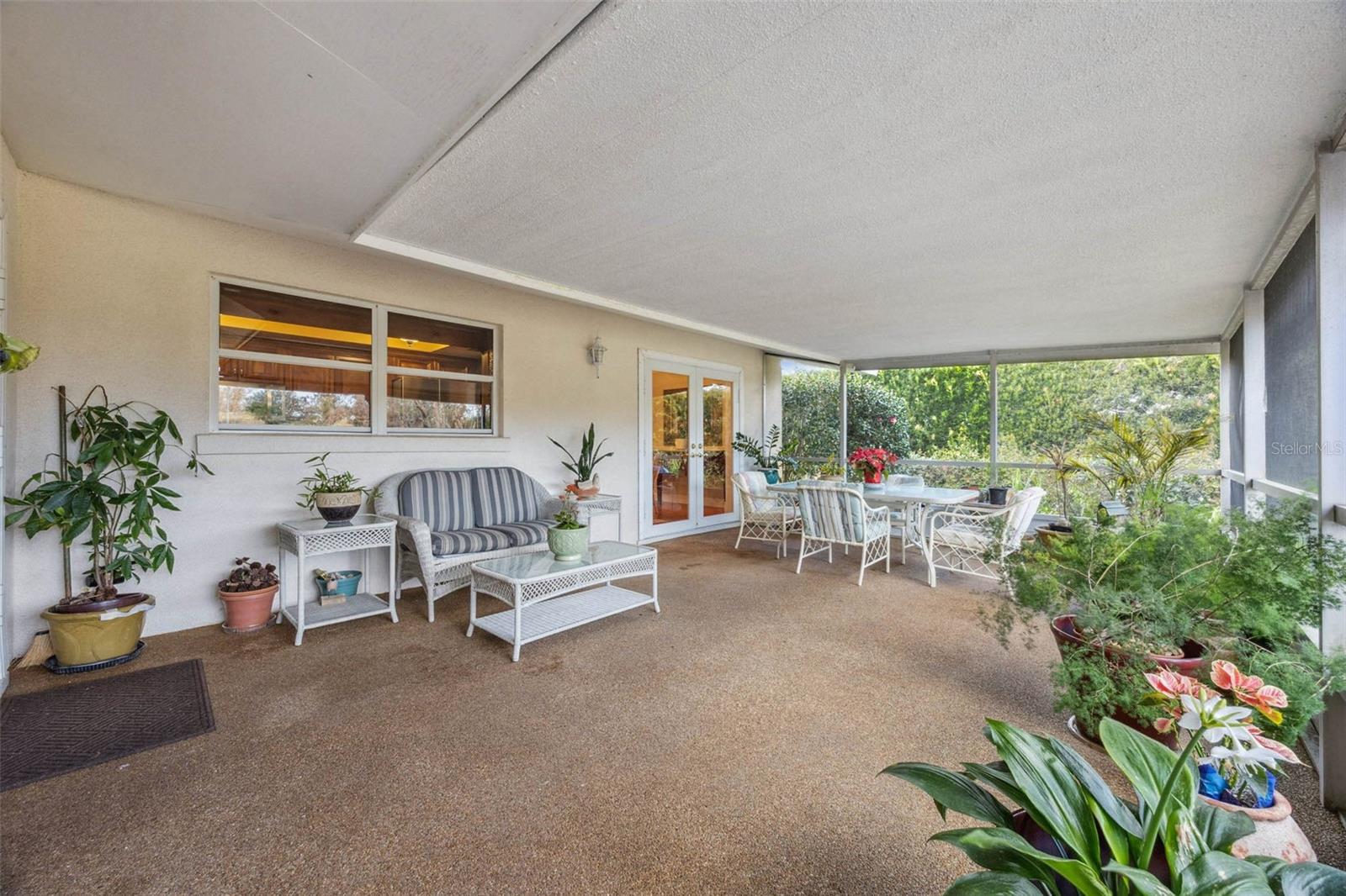 Image 28 of 48 For 3000 Royal Oak Drive