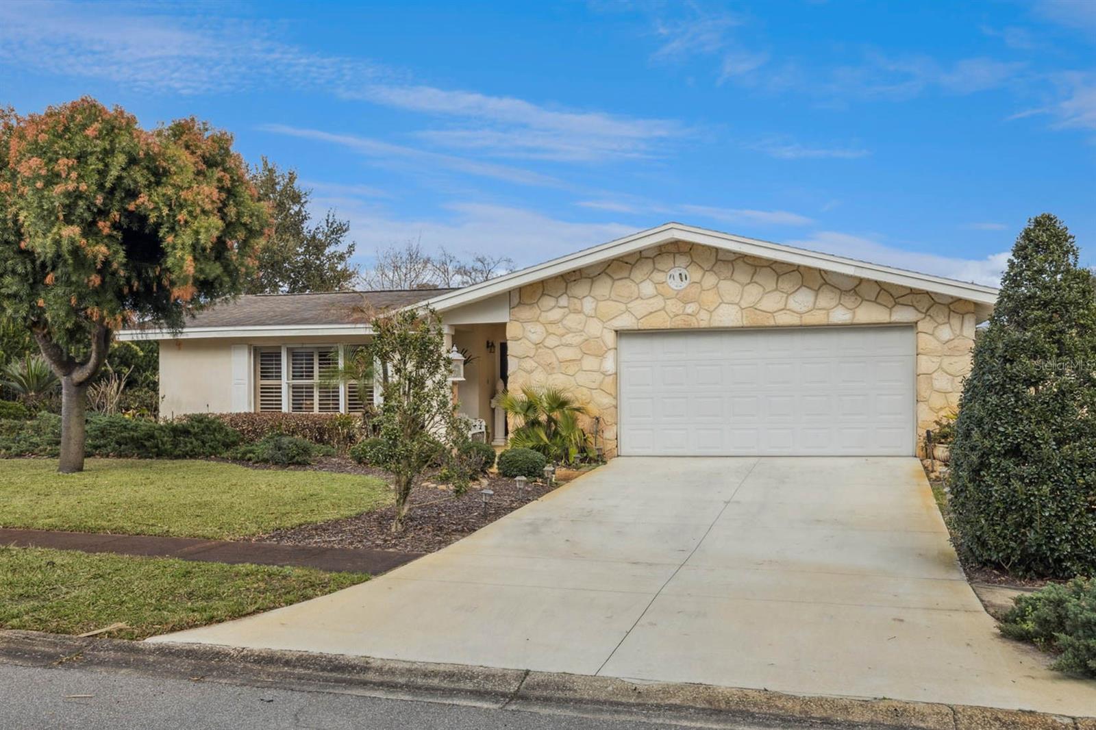 Image 31 of 48 For 3000 Royal Oak Drive