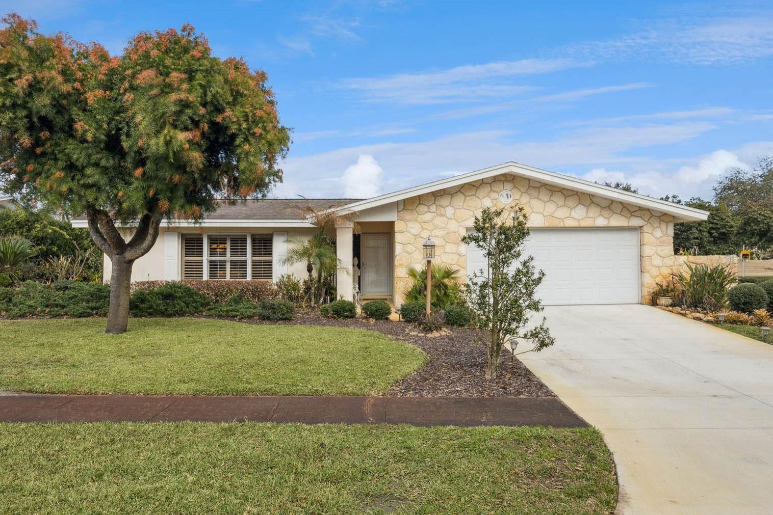 Image 32 of 48 For 3000 Royal Oak Drive