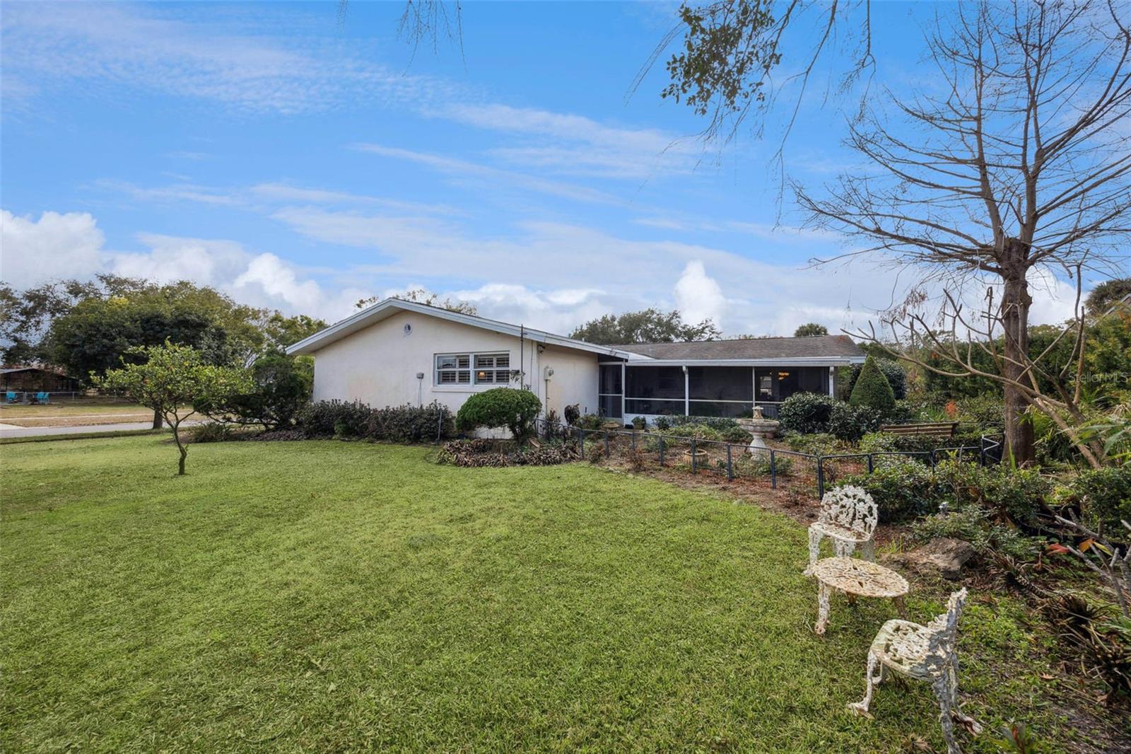 Image 37 of 48 For 3000 Royal Oak Drive