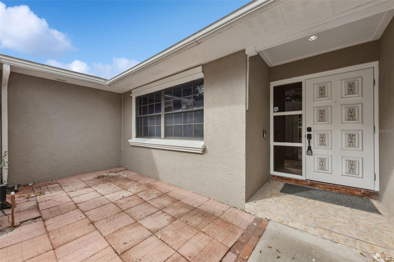 Image 21 of 71 For 6246 Silver Glen Court