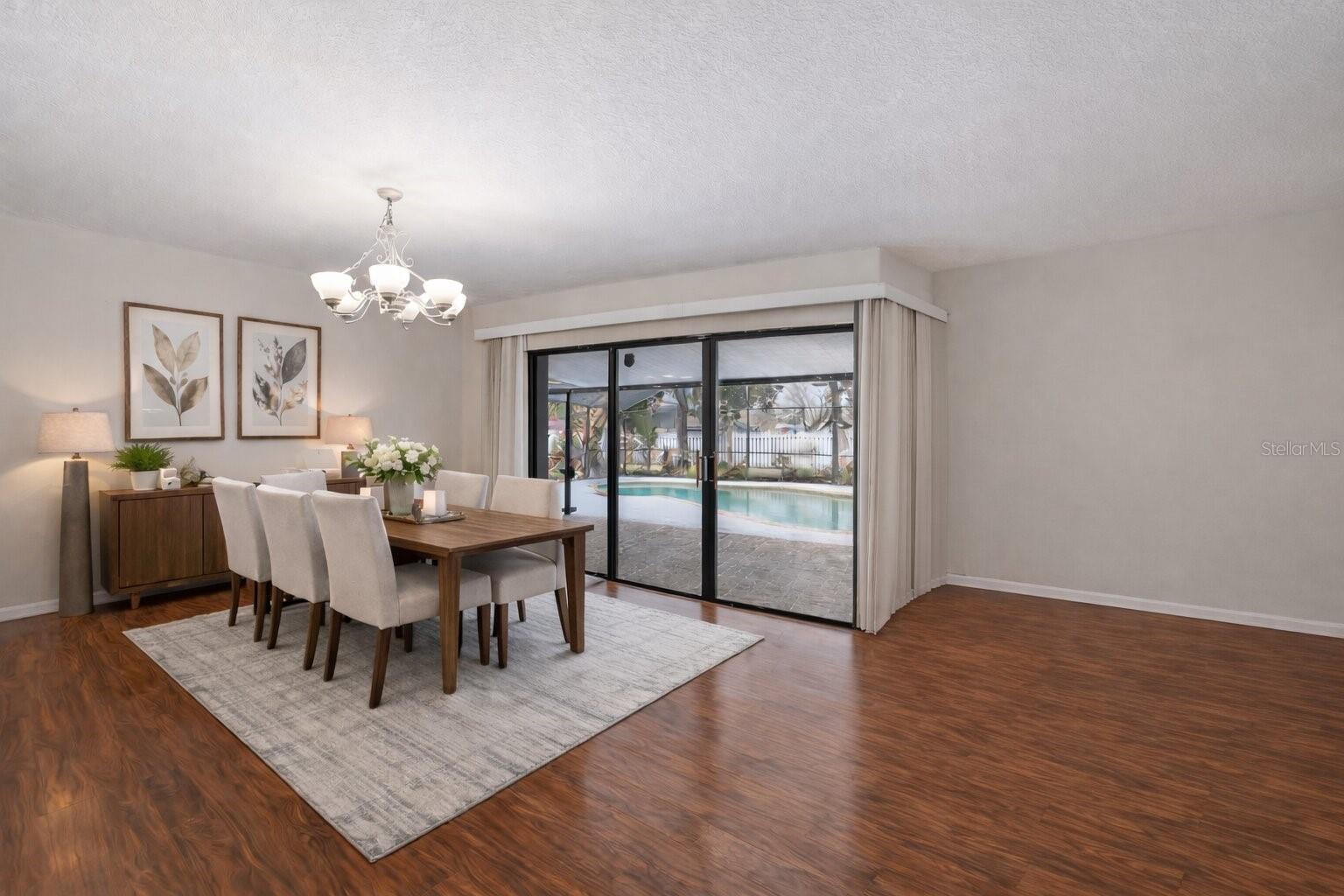 Image 22 of 71 For 6246 Silver Glen Court