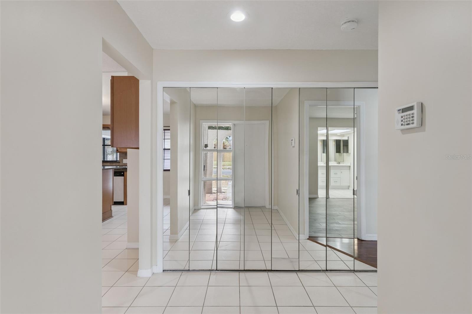 Image 3 of 71 For 6246 Silver Glen Court