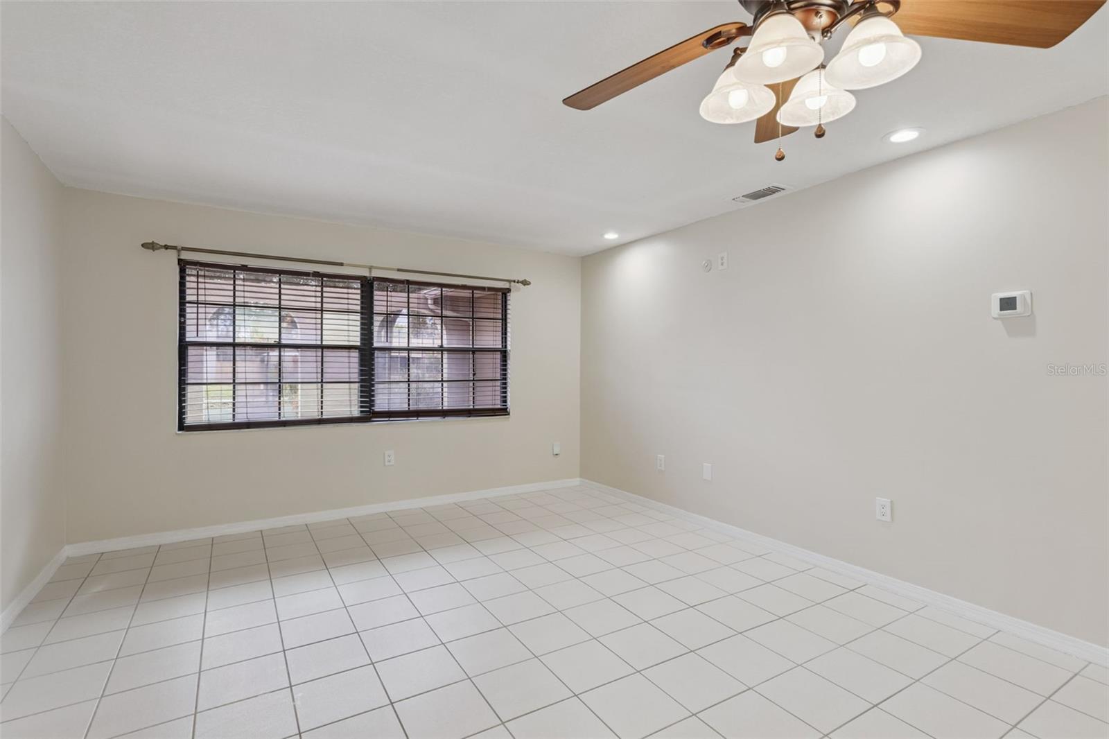 Image 38 of 71 For 6246 Silver Glen Court