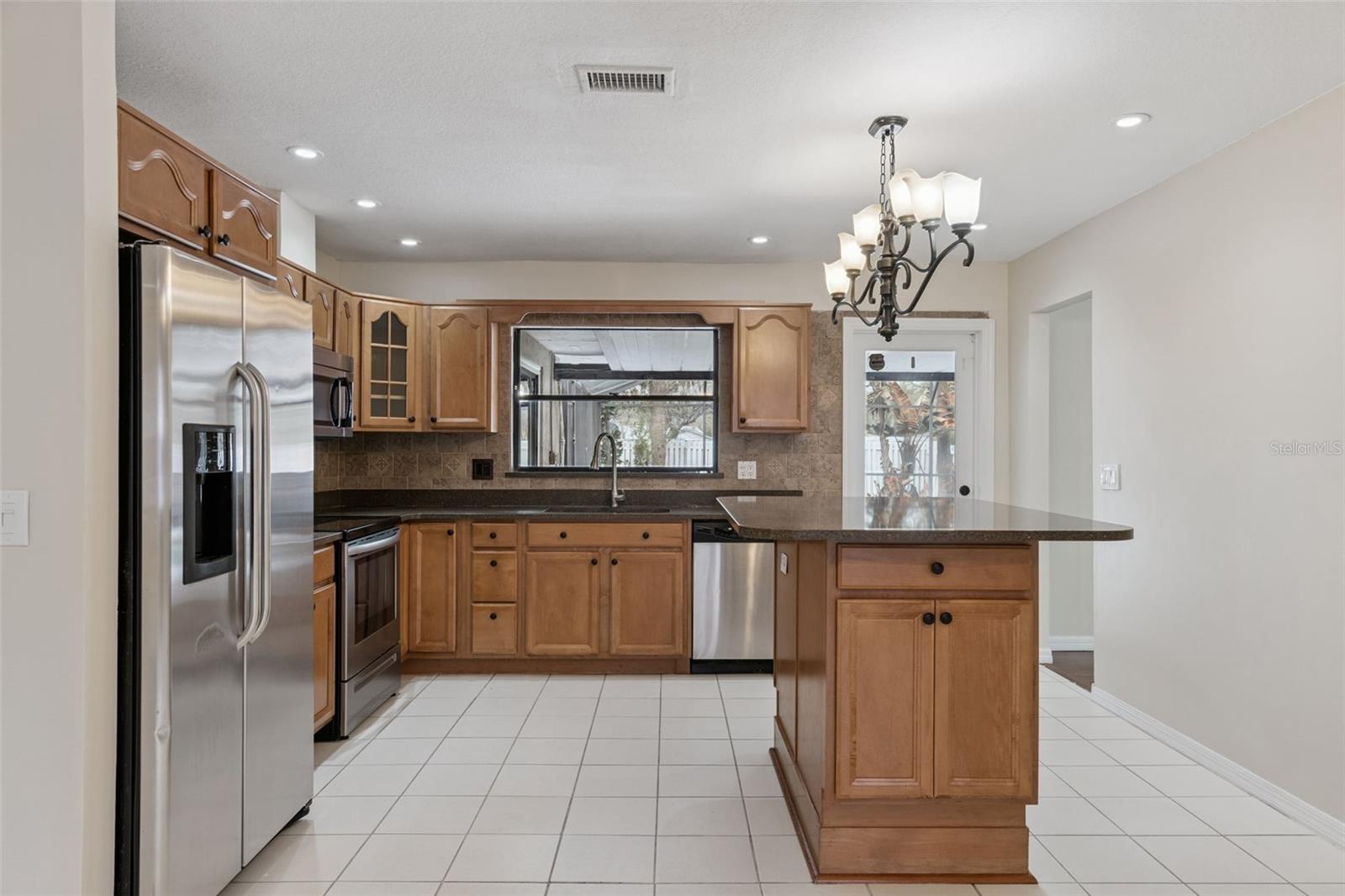 Image 39 of 71 For 6246 Silver Glen Court