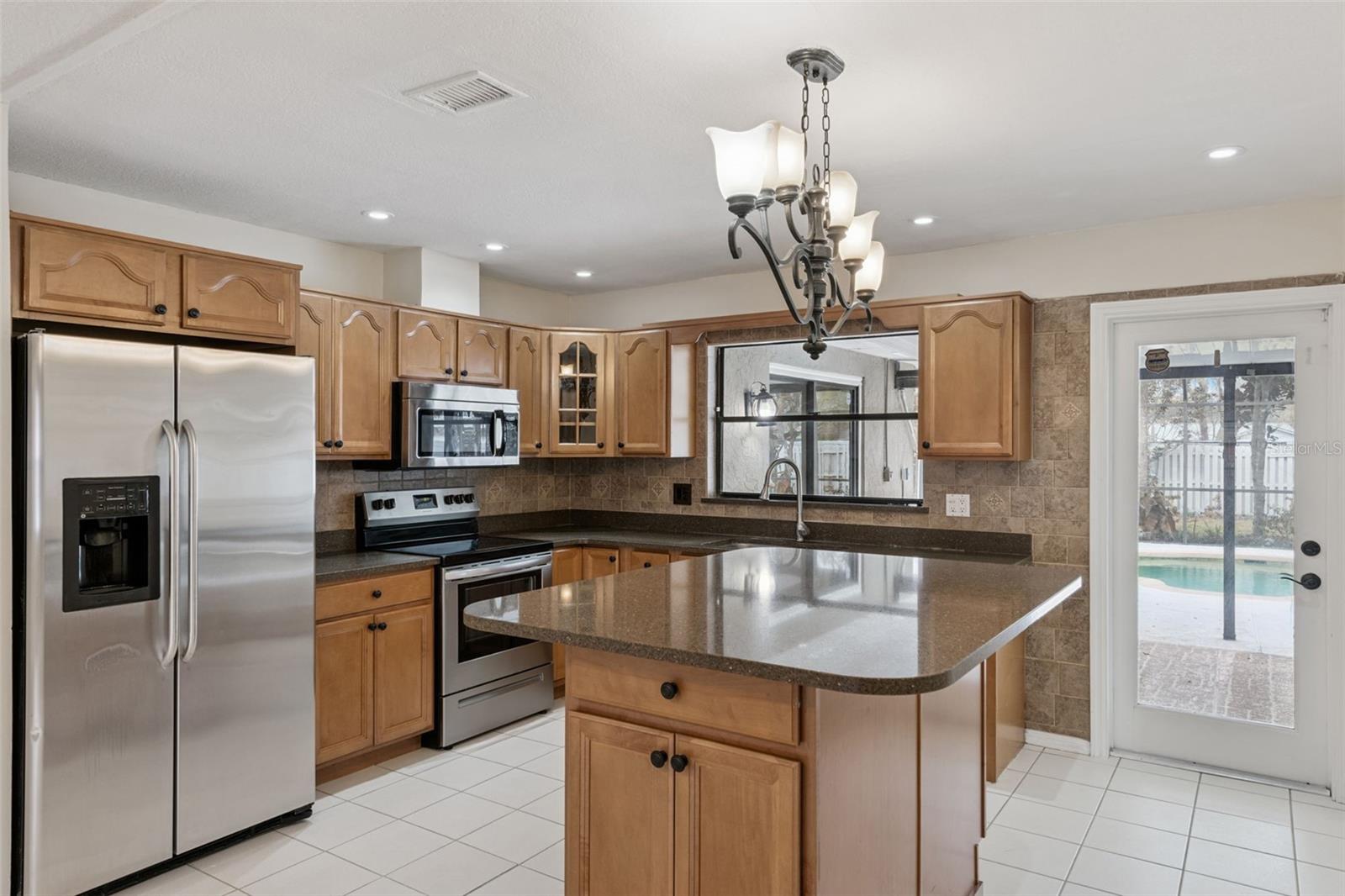 Image 40 of 71 For 6246 Silver Glen Court